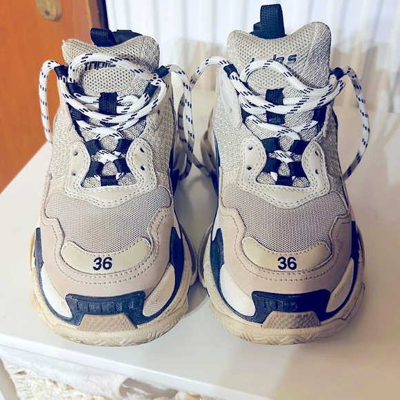 Balenciaga triple S - Picture 1 of 2
